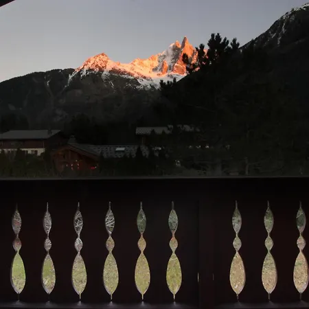 Chalet Ancelles - Les Praz - Golf - Vue Mont-blanc - Randonnees