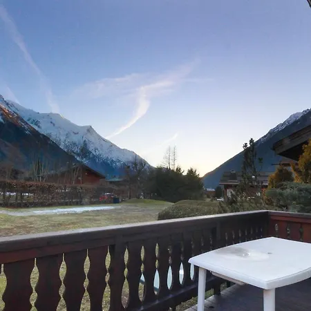 Ancelles - Les Praz - Golf - Vue Mont-blanc - Randonnees Alpesi faház *